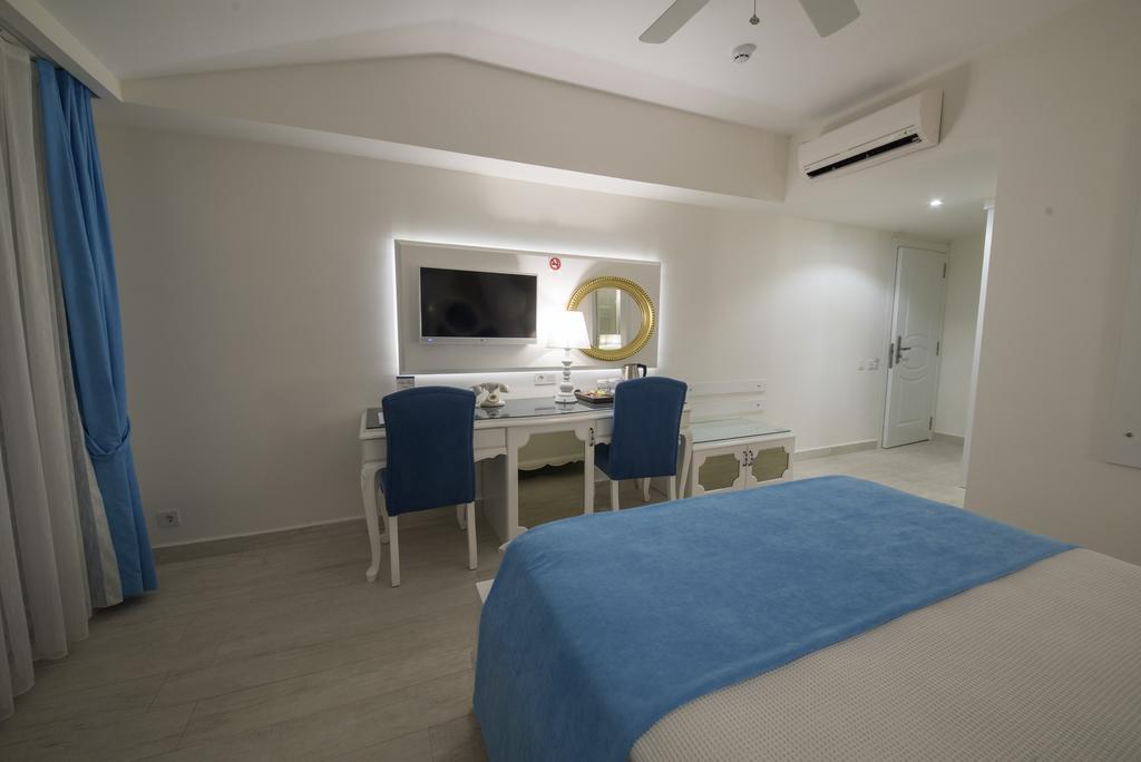 Montebello Deluxe Hotel Ölüdeniz Zewnętrze zdjęcie