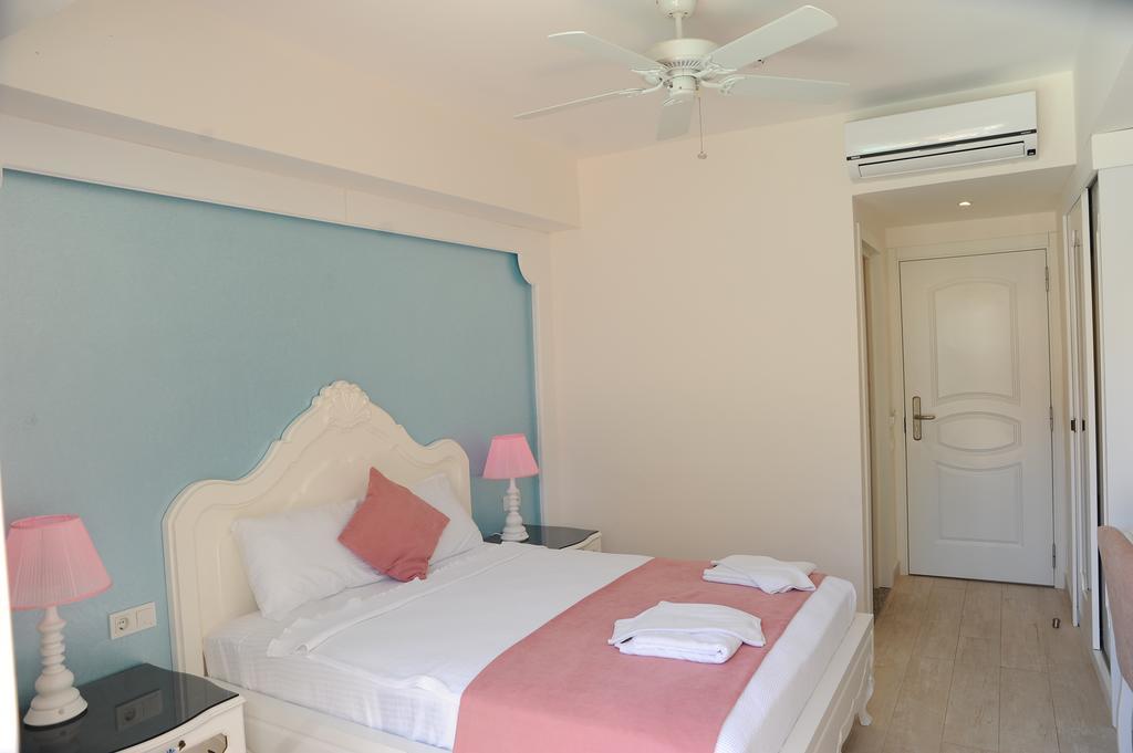 Montebello Deluxe Hotel Ölüdeniz Zewnętrze zdjęcie