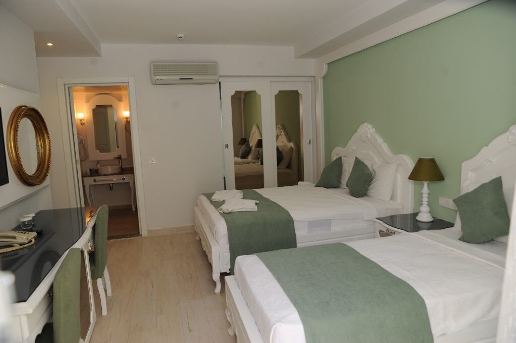 Montebello Deluxe Hotel Ölüdeniz Zewnętrze zdjęcie